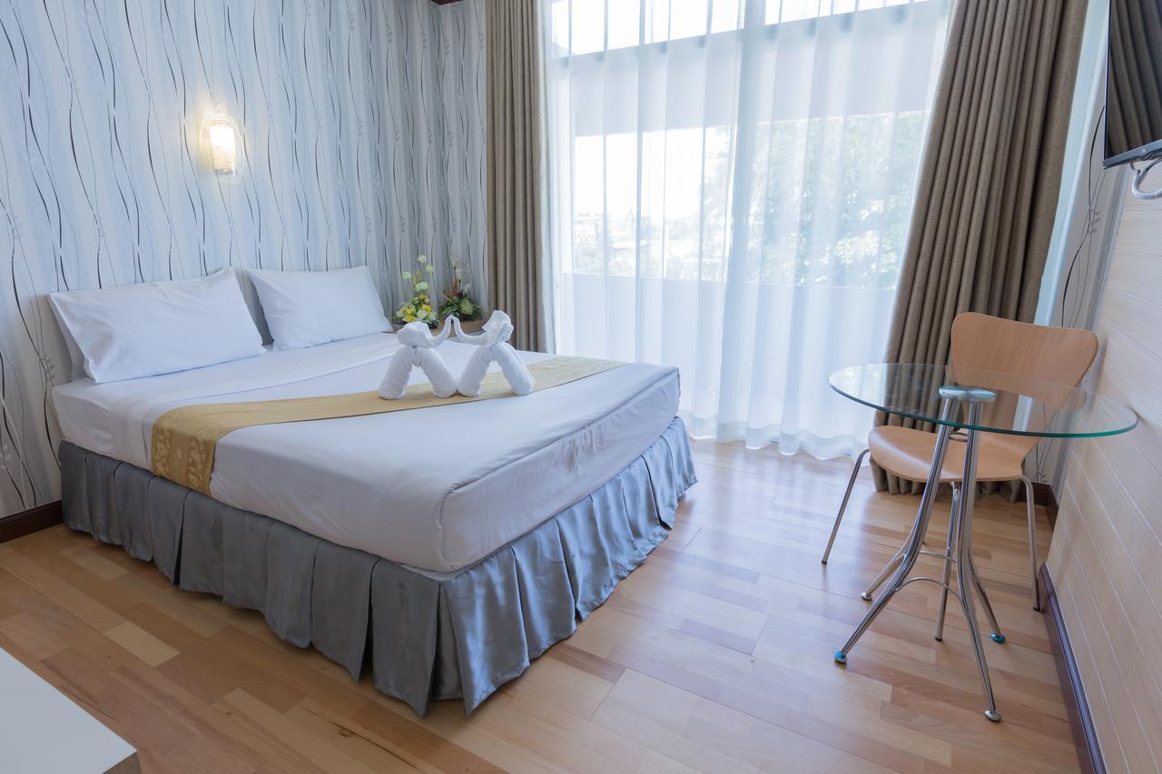 Korat Hotel - Sha Plus Накхонратчасима Номер фото