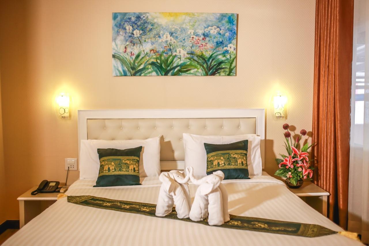 Korat Hotel - Sha Plus Накхонратчасима Экстерьер фото