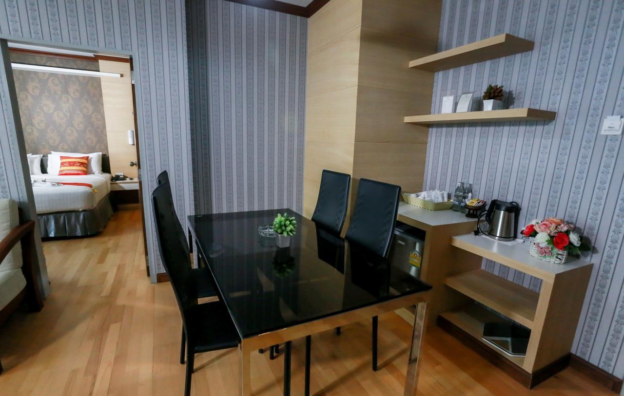 Korat Hotel - Sha Plus Накхонратчасима Экстерьер фото