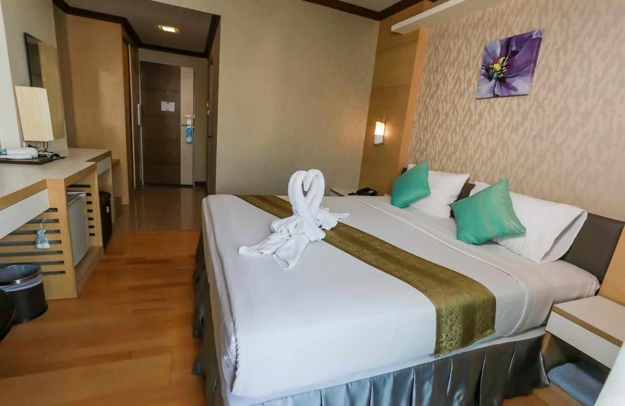 Korat Hotel - Sha Plus Накхонратчасима Экстерьер фото