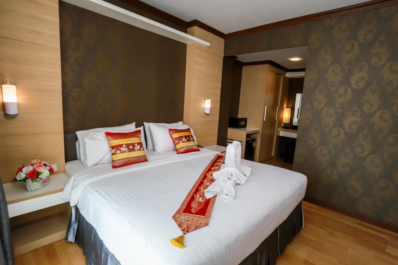 Korat Hotel - Sha Plus Накхонратчасима Экстерьер фото